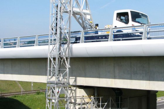 location-nacelle-negative-avec-operateur-lyon-rhone-alpes
